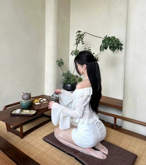 茶艺美颜_1_一点小心心_来自小红书网页版.jpg